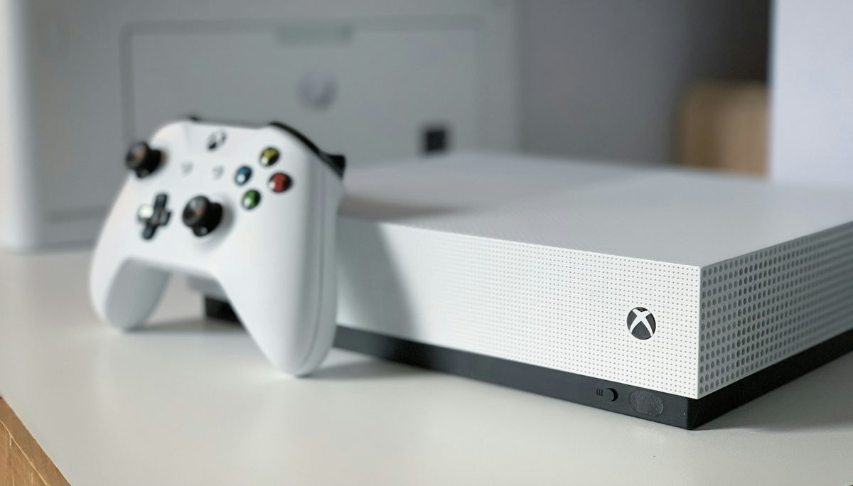 Compact Console — All-Digital, White