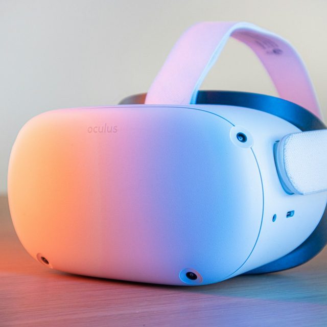 Standalone VR Headset — 128 GB