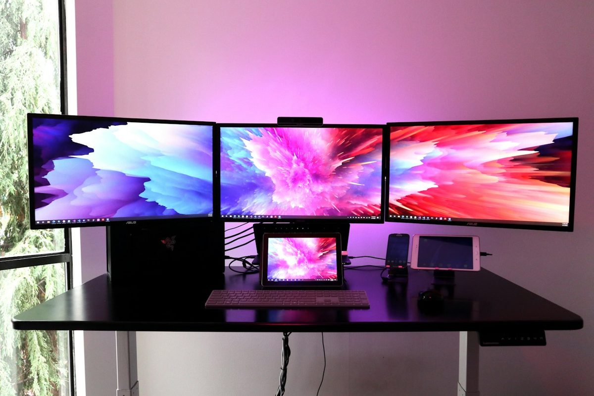 Triad Triple-Monitor Setup Bundle